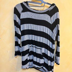 la vie 89 gray-black striped hoodie